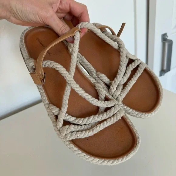 Target Universal Thread Rope Sandals - Picture 4 of 9